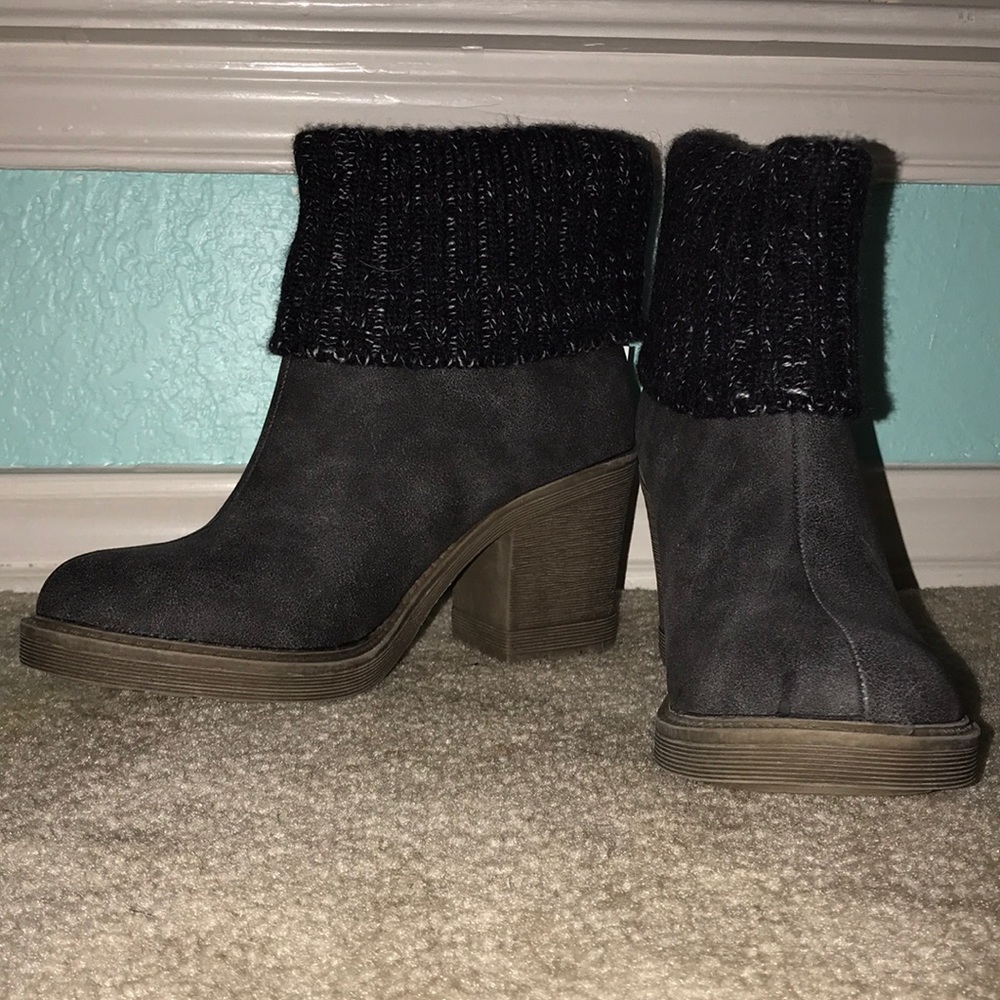 The cutest little booties ever!Never worn before